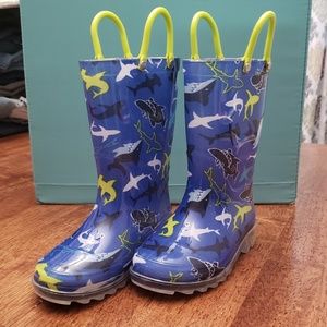 Toddler Boys Light Up Rain Boots size 8